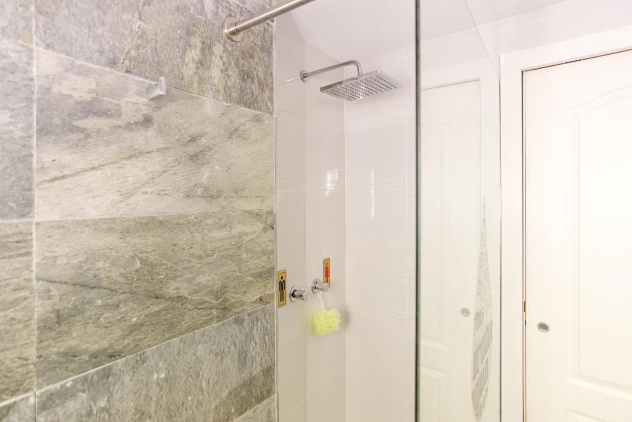 Mundo Nuevo: Acogedor Apartamento En El Centro Malaga Bagian luar foto