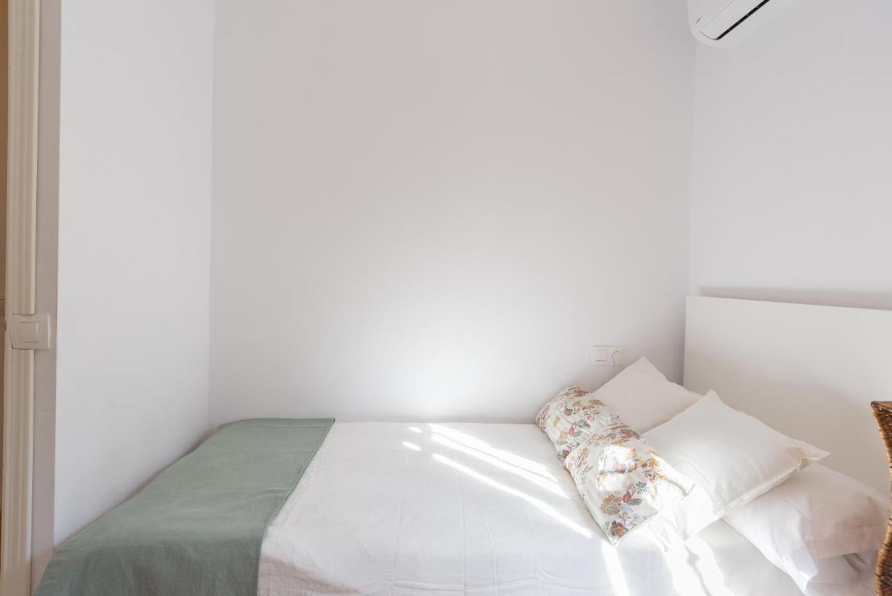 Mundo Nuevo: Acogedor Apartamento En El Centro Malaga Bagian luar foto